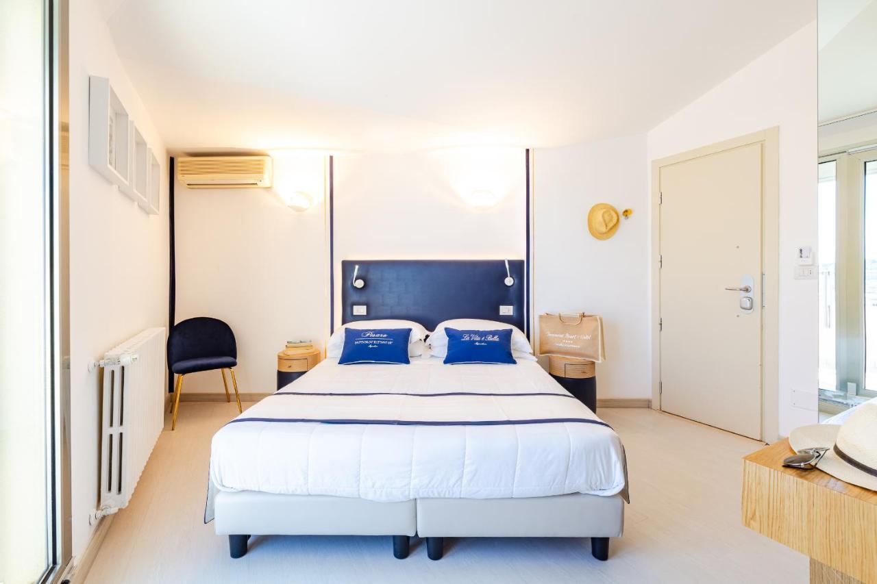 Unahotels Imperial Sport Hotel ペザロ エクステリア 写真