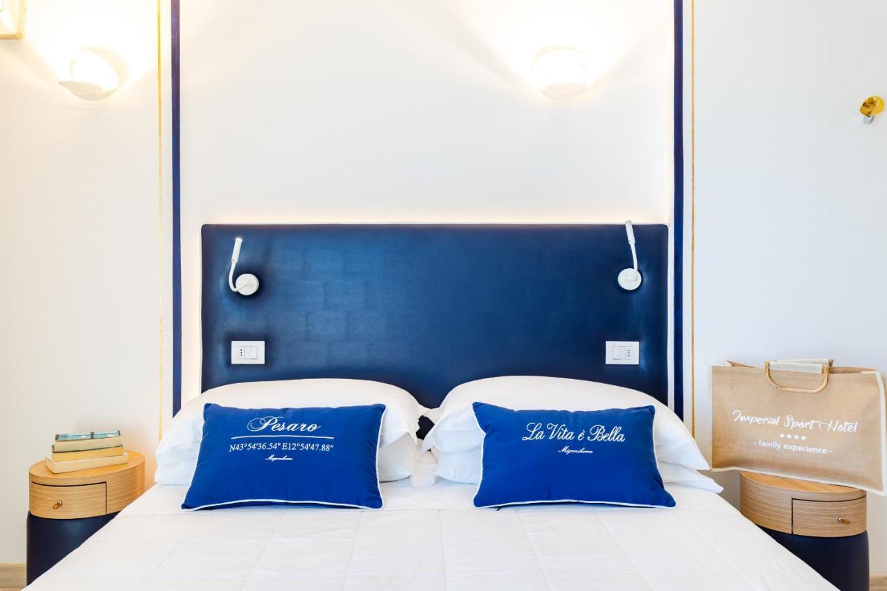 Unahotels Imperial Sport Hotel ペザロ エクステリア 写真